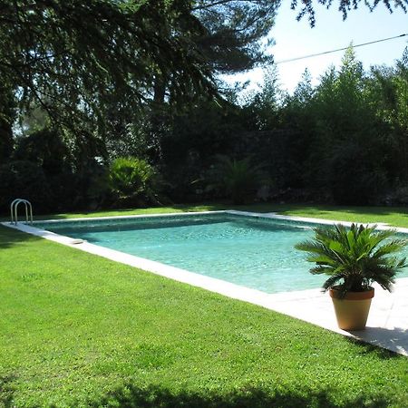 Le Clos Des Canebiers Bed and Breakfast Grasse Exteriör bild