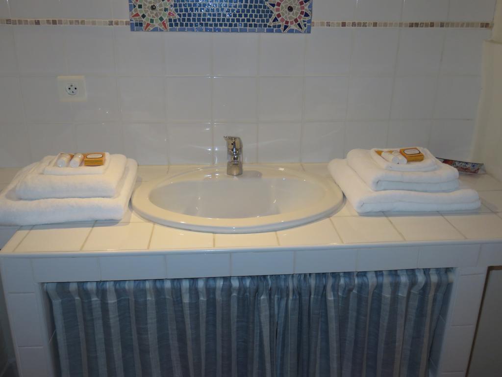 Le Clos Des Canebiers Bed and Breakfast Grasse Rum bild