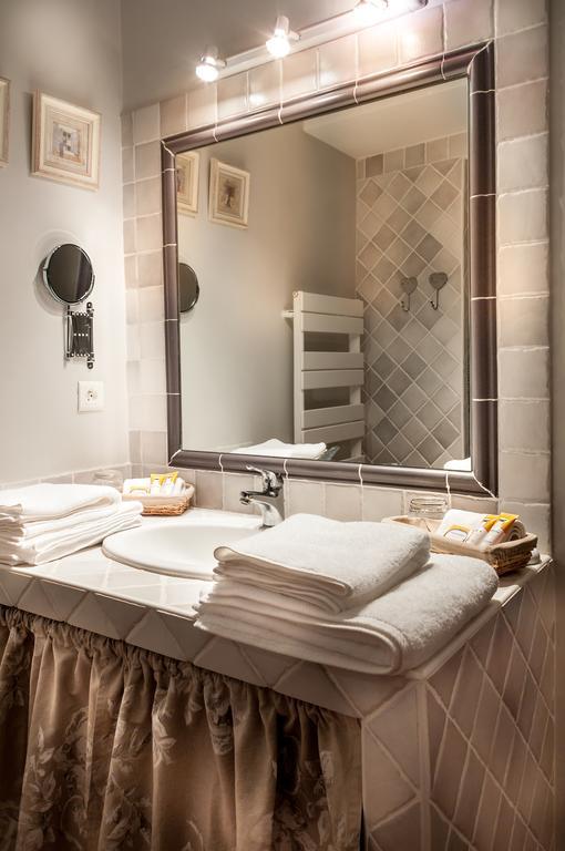 Le Clos Des Canebiers Bed and Breakfast Grasse Rum bild