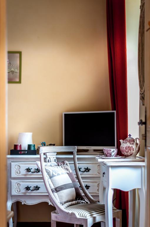 Le Clos Des Canebiers Bed and Breakfast Grasse Rum bild