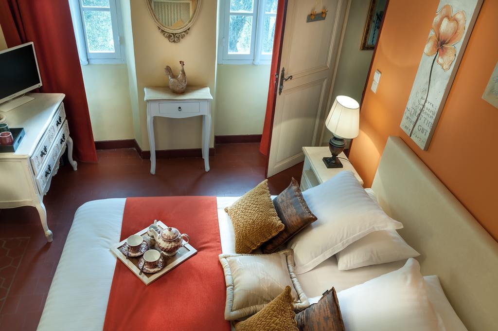 Le Clos Des Canebiers Bed and Breakfast Grasse Rum bild