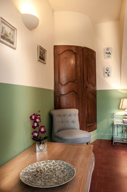 Le Clos Des Canebiers Bed and Breakfast Grasse Rum bild